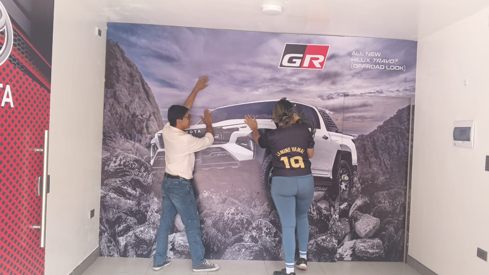 Instalación de vinilo de gran formato