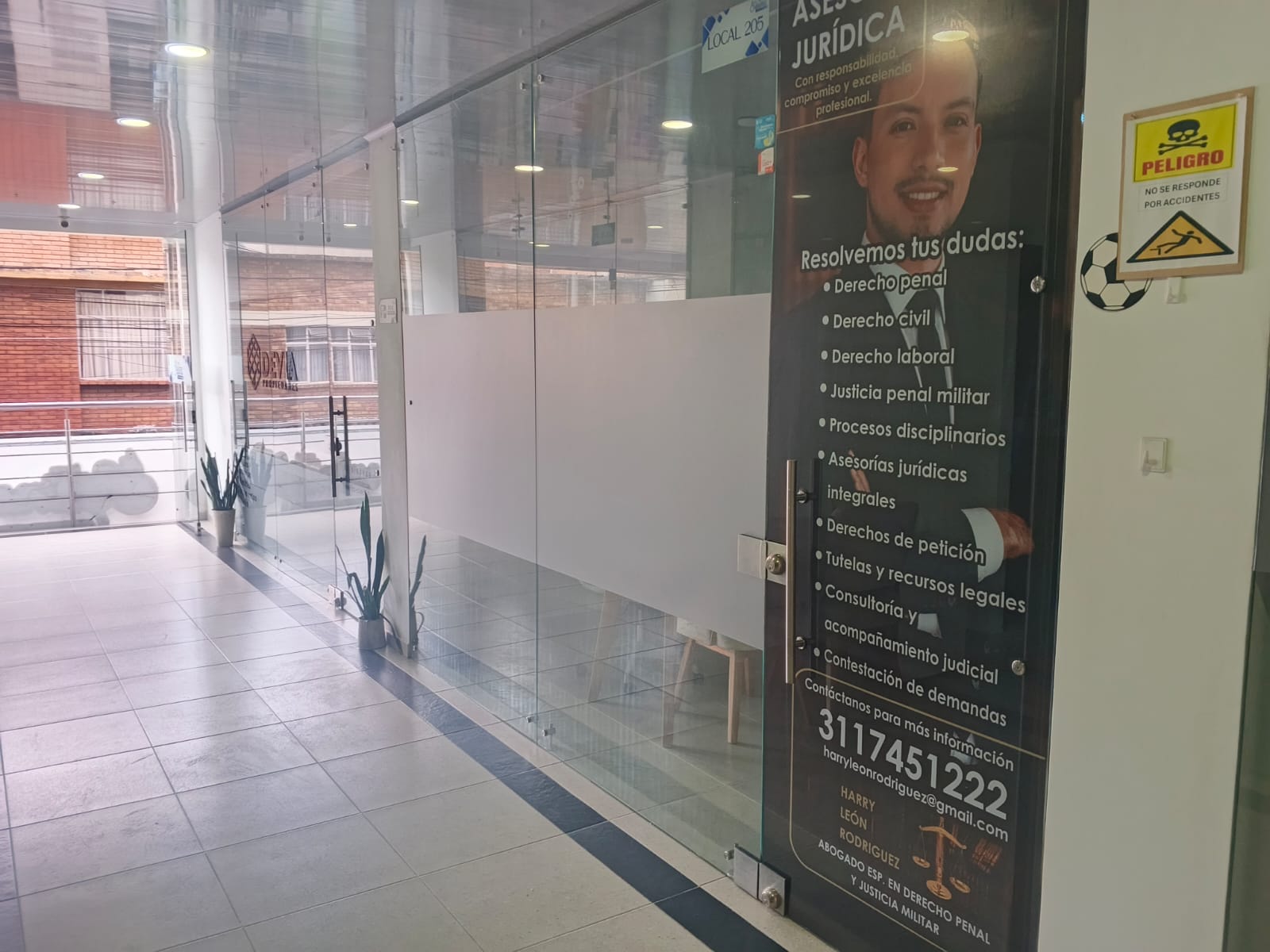 Publicidad en microperforado y frosted